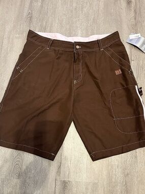 NWT Women's Wilson Light Weight Brown Shorts Size Large